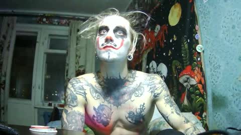 Elf online show from 10-31-25, 05:25