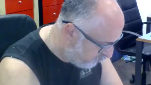 volpi72 online show from 06-10-26, 06:51