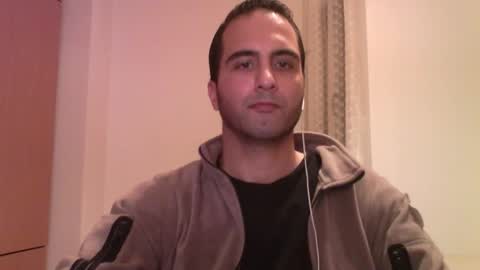 Snapshot of volve5 chatting on 02-17-25, 04:26 volve5 online show from 02-17-25, 04:26