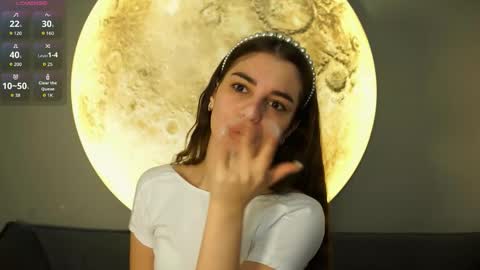 Sofia online show from 12-17-25, 06:08