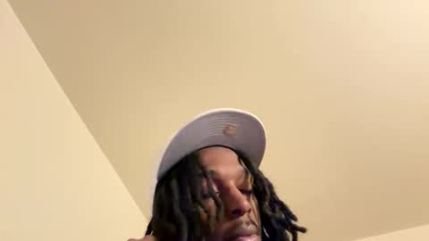 vonnieeb2x online show from 10-05-25, 07:39