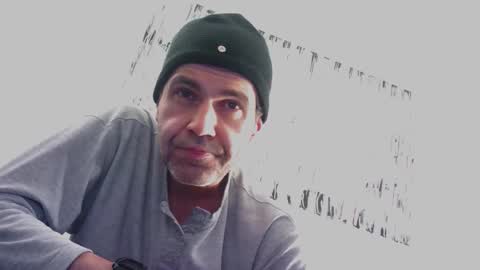 voyeuredeluxe online show from 12-17-25, 10:10