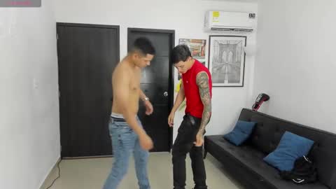 voyeurism_guys online show from 03-26-26, 11:10