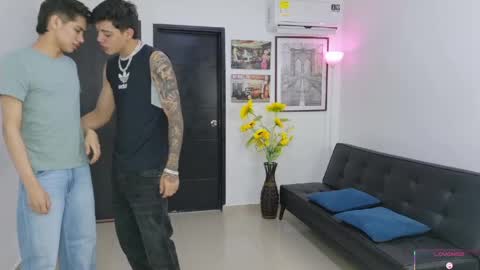 voyeurism_guys online show from 04-27-26, 11:14