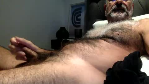 Enjoy guys of all ages if you are not on cam please dont ask for requests if i dont respond dont think im ignoring you i online show from 11-24-25, 10:26