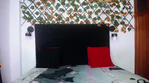 vsamanthaper2 online show from 02-17-26, 08:04