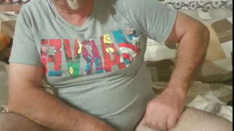 Snapshot of vuda77 chatting on 05-19-26, 08:48 oscar online show from 05-19-26, 08:48