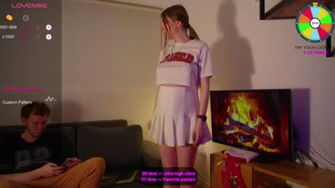 Eva and Franklin online show from 12-23-24, 07:09