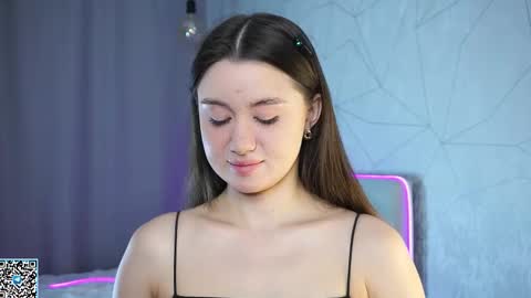 Snapshot of vvilly_wonka chatting on 11-21-25, 01:48 Ethal - thank you for thumb up online show from 11-21-25, 01:48