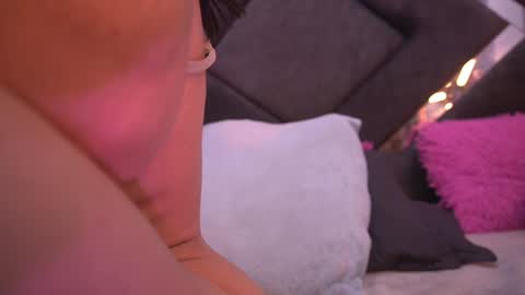 Snapshot of vvioleta_ chatting on 01-31-25, 09:16 Violeta online show from 01-31-25, 09:16