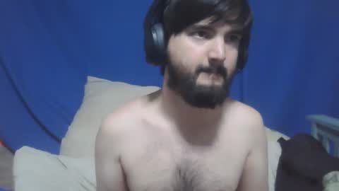 Snapshot of vygrax chatting on 12-25-24, 05:05 Vygrax online show from 12-25-24, 05:05