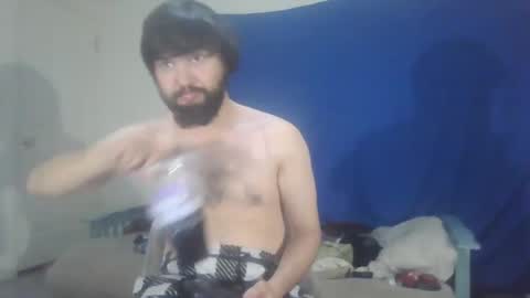 Snapshot of vygrax chatting on 01-21-25, 11:45 Vygrax online show from 01-21-25, 11:45