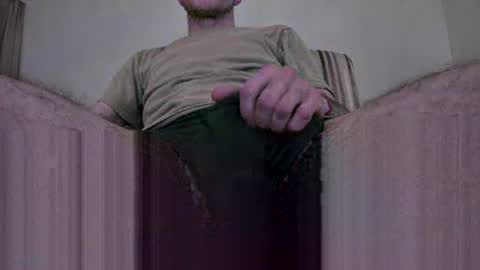 Snapshot of vype121 chatting on 01-18-26, 10:02 vype121 online show from 01-18-26, 10:02