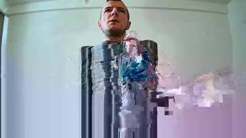 Snapshot of vype121 chatting on 02-15-26, 08:35 vype121 online show from 02-15-26, 08:35