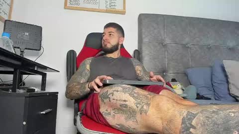 vyxen_ online show from 03-30-26, 08:54