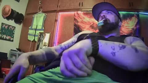 w_h_y_whohurtyou online show from 02-12-25, 04:44