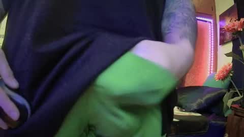 w_h_y_whohurtyou online show from 02-12-25, 05:26