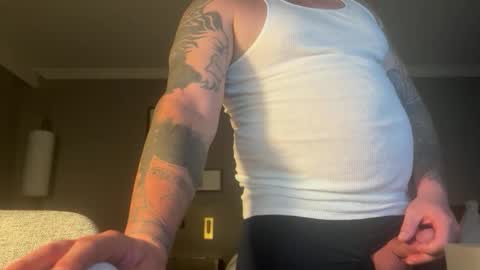 w_h_y_whohurtyou online show from 12-15-25, 01:59