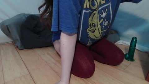 Rose online show from 10-28-25, 08:40