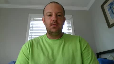 Snapshot of waffle300 chatting on 09-19-25, 04:07 waffle300 online show from 09-19-25, 04:07