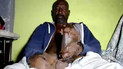 Snapshot of waleswusup chatting on 12-06-24, 06:26 Champion Lover online show from 12-06-24, 06:26