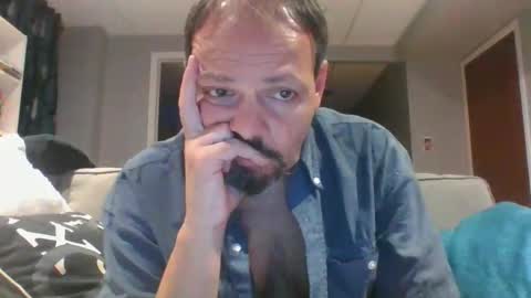 walker033 online show from 09-22-25, 04:03