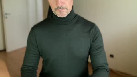 Snapshot of walky78 chatting on 01-22-25, 09:24 walky78 online show from 01-22-25, 09:24