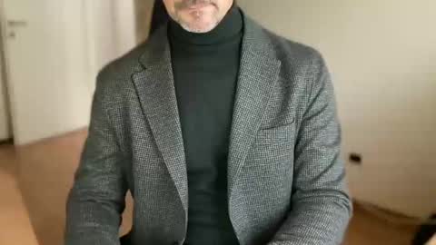 Snapshot of walky78 chatting on 01-22-25, 01:00 walky78 online show from 01-22-25, 01:00