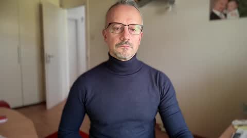 Snapshot of walky78 chatting on 02-21-25, 07:45 walky78 online show from 02-21-25, 07:45