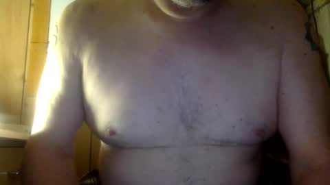 Snapshot of waltbkk chatting on 12-23-24, 03:23 Walter online show from 12-23-24, 03:23