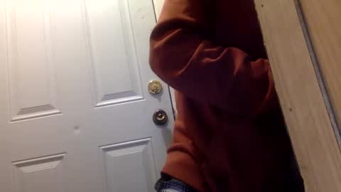 Snapshot of waltbkk chatting on 01-07-25, 10:22 Walter online show from 01-07-25, 10:22