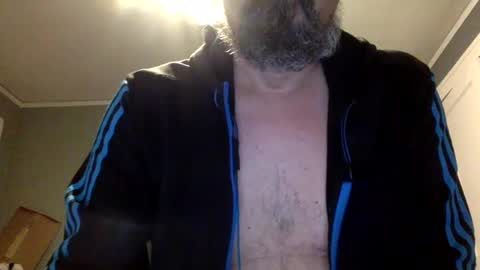 Snapshot of waltbkk chatting on 09-14-25, 04:22 Walter online show from 09-14-25, 04:22