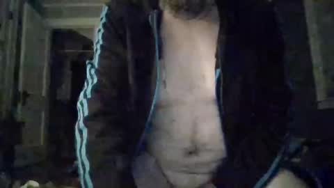 Snapshot of waltbkk chatting on 10-10-25, 09:41 Walter online show from 10-10-25, 09:41