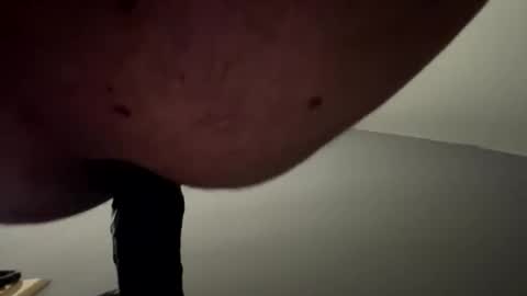 Snapshot of waltbkk chatting on 10-23-25, 06:06 Walter online show from 10-23-25, 06:06