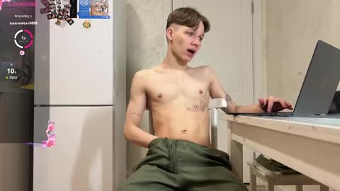 Mark and Tom online show from 03-10-25, 05:18