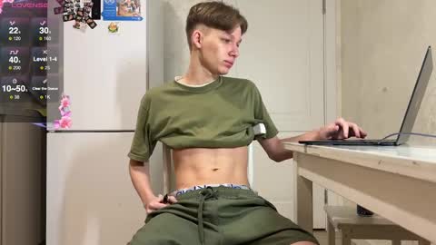 Mark and Tom online show from 03-11-25, 05:57