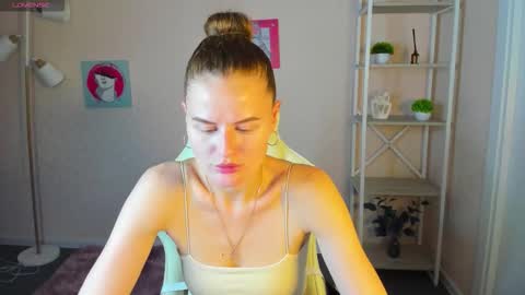 Wanda online show from 09-15-25, 02:39