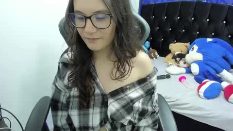 Alexandra online show from 02-19-25, 01:18