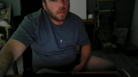 Snapshot of wanderlook chatting on 06-17-26, 01:01 wanderlook online show from 06-17-26, 01:01