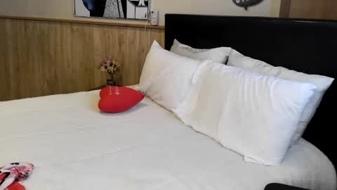 wanderlustgaal online show from 09-10-25, 04:07