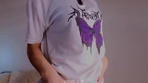 Betti online show from 12-17-25, 12:27