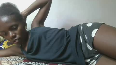 Snapshot of wangela chatting on 02-05-26, 06:12 wangela online show from 02-05-26, 06:12