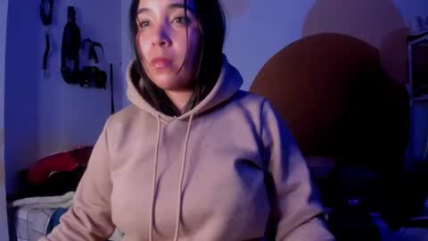 Waningrose  Lu online show from 12-16-24, 02:04