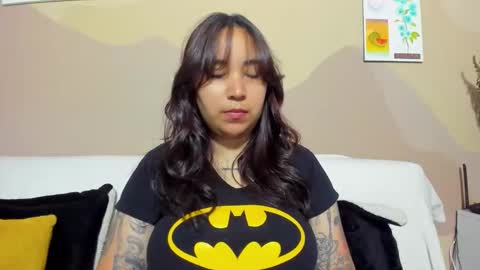 Waningrose  Lu online show from 10-16-25, 05:25