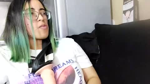 Waningrose  Lu online show from 11-08-25, 09:24