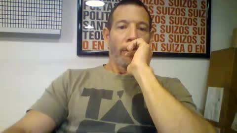 Snapshot of want_to_be_recognized chatting on 04-20-26, 06:42 want_to_be_recognized online show from 04-20-26, 06:42