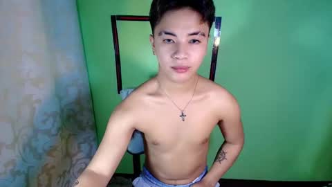 Snapshot of wantedtwink_69 chatting on 10-12-25, 10:47 itsmeyour dewji on ig online show from 10-12-25, 10:47