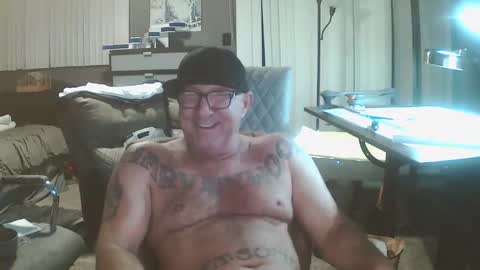 inittogetitin online show from 12-14-25, 07:58