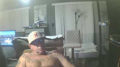 Snapshot of wantitneeditgetitgone chatting on 12-15-25, 11:47 wantitneeditgetitgone online show from 12-15-25, 11:47