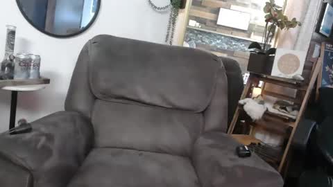 wantmymantofukme online show from 10-29-25, 12:46